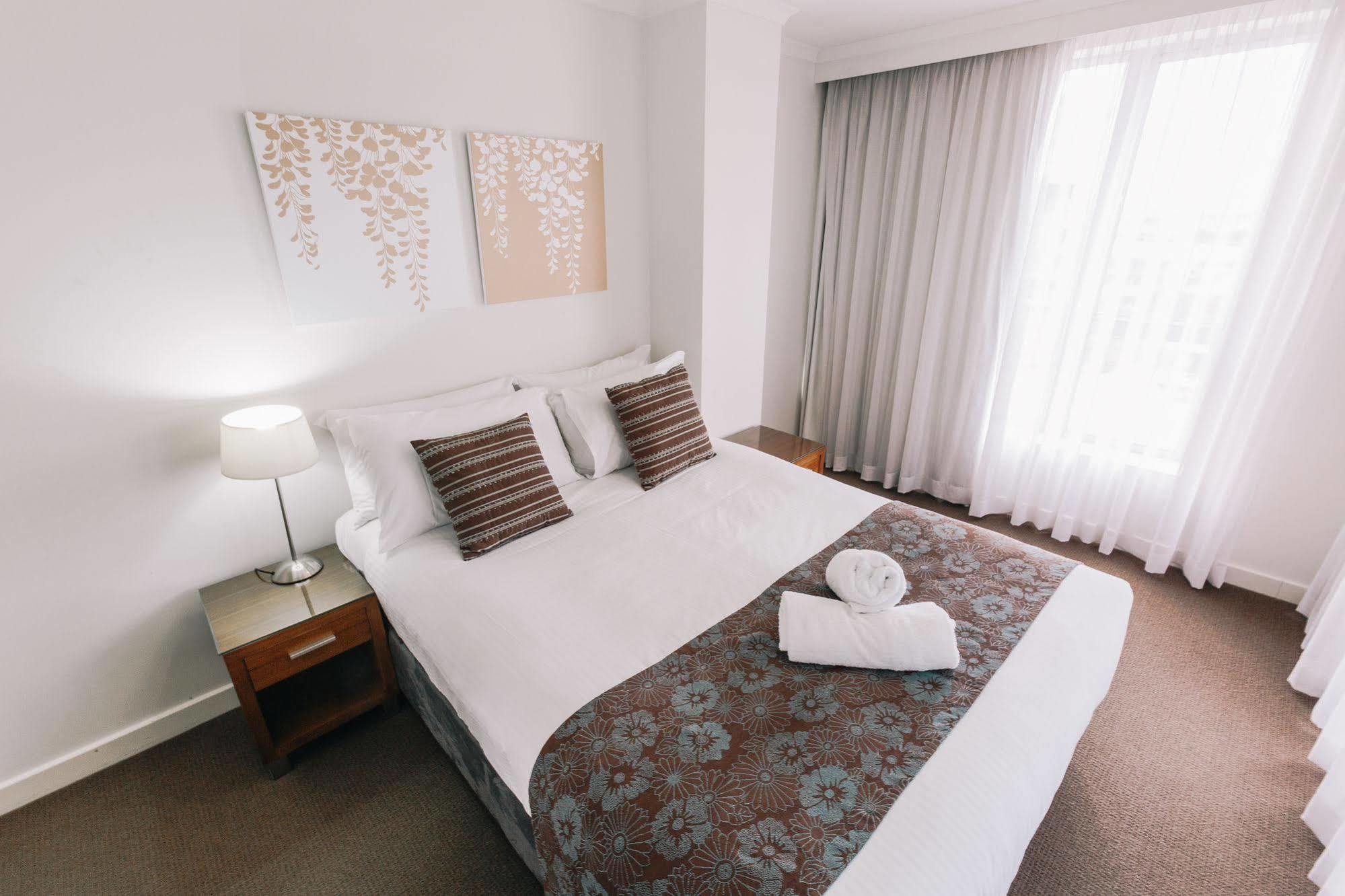 Newcastle Central Plaza Apartment Hotel Official Exteriör bild